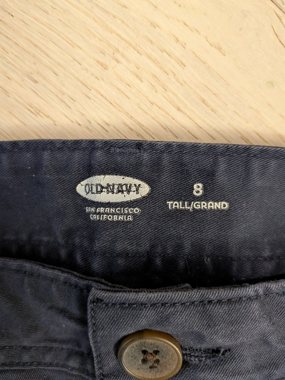 Old Navy Tall Black Flare Jeans with High Rise - Picture 2 of 7
